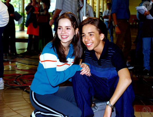 Sandy & Junior ganharam seriado na TV Globo no auge da carreira musical. Programa teve início no mesmo ano do lançamento do fenômeno ‘As Quatro Estações’