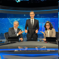 'Está que não se aguenta de tanta alegria': reação de William Bonner nos bastidores de seu último 'JN' chama a atenção de fãs