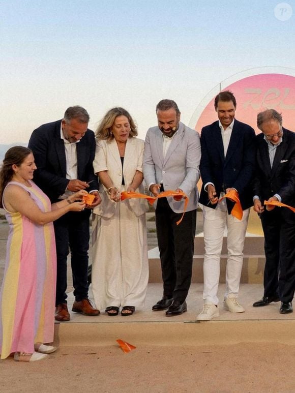 Rafael Nadal e parceiros na inauguração da unidade da Zel de Fuerteventura, nas Ilhas Canárias