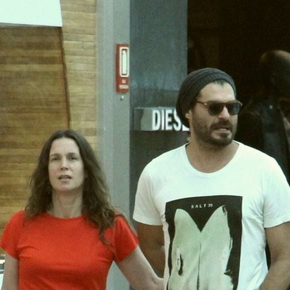 Thiago Lacerda e Vanessa Lóes assumiram o namoro no Natal de 2000 em Fernando de Noronha