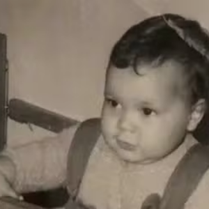 Olha que fofura o mini César Tralli quando ainda era um bebê!