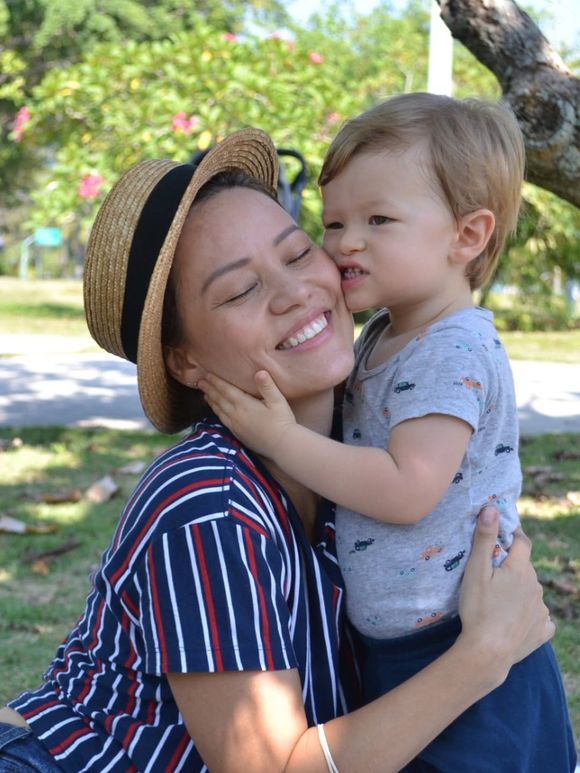 Geovanna Tominaga, mãe de Gabriel, transforma sua própria vivência no puerpério em inspiração para criar o 'Conversas Maternas Podcast'