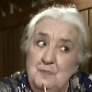 Na 1ª versão de 'Vale Tudo' (1988), Ruth foi interpretada por Zilka Salaberry. Ela era uma antiga empregada de Odete Roitman (Beatriz Segall).