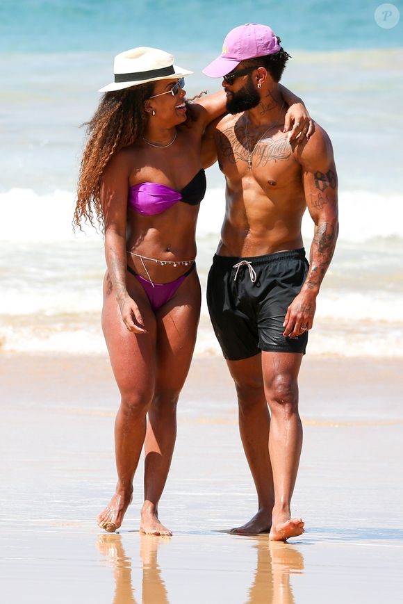 Marvvila é namorada do saxofonista Morfasi há 6 meses