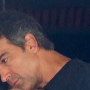 'Quando a felicidade se torna uma obrigação, ela acaba gerando angústia', alerta o filósofo José Luis Pardo, reforçando o debate sobre bem-estar emocional