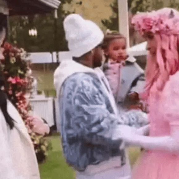 Bruna Biancardi mostrou que está em paz com Amanda Kimberlly ao ir com a família ao aniversário de Helena