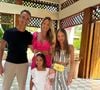 Ticiane Pinheiro abriu uma caixinha de perguntas no Instagram e respondeu por que ela e a filha mais nova, Manuella, não foram ao aniversário de Vicky, a caçula de Roberto Justus, seu ex-marido.