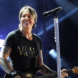 Keith Urban: ‘Conhecer Nic, me apaixonar por ela e começar um relacionamento com ela se tornou – percebo agora, em retrospectiva – minha sobriedade’