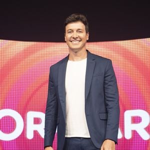 Rodrigo Faro foi contratado da Record TV por 16 anos