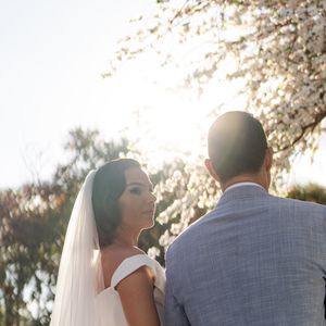 Casamento de Isis Valverde e Marcus Buaiz aconteceu no interior de São Paulo