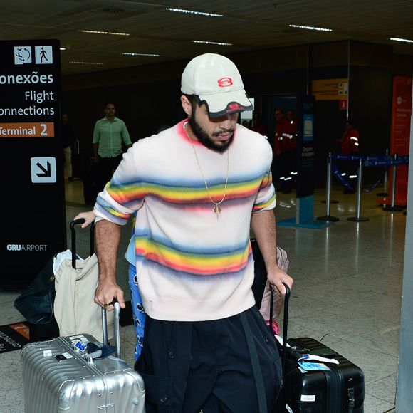 Filho de Preta Gil, Francisco Gil chegou ao Brasil após morte da mãe