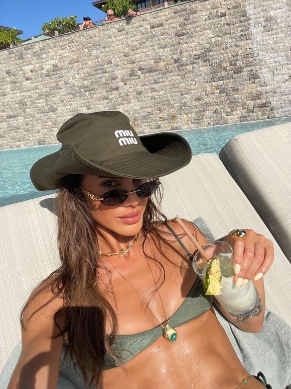 Camila Coelho viveu dias de descanso em um dos resorts mais exclusivos da América Central. Localizado na Costa Rica, o Nekajui combina sustentabilidade, sofisticação e experiências premium voltadas ao turismo ultra luxury