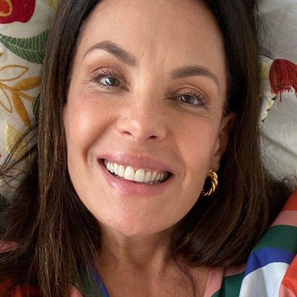 Carolina Ferraz contou em entrevista à Coluna Play do Jornal O Globo sobre críticas que já recebeu pelo corpo.