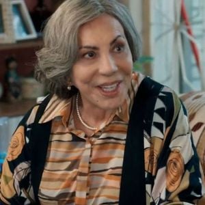 Arlete Salles, aos 87 anos, é uma das atrizes mais disputadas pelos autores na Globo