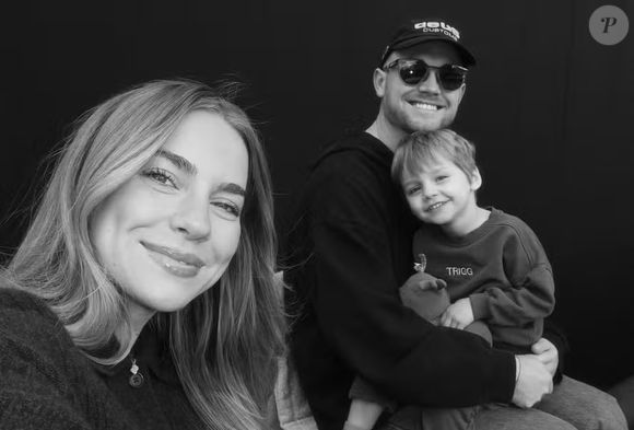 O filho da influenciadora do TikTok Emilie Kiser, Trigg Kiser, morreu aos 3 anos após um trágico acidente doméstico