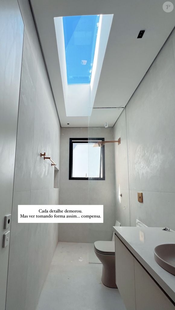 Mansão de luxo do BBB 26 Jonas Sulzbach: acesso da luz natural e visão 360º