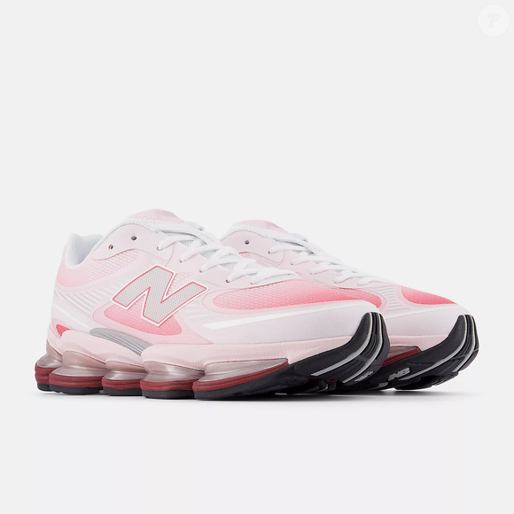 Poucos tênis são tão marcantes quanto o New Balance ABZORB 2000.