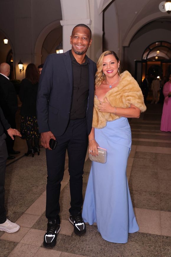 Casamento de Eder Militão e Tainá Castro contou com a presença do ex-jogador Juan