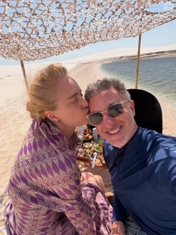 Angélica e Luciano Huck se aproximaram nos bastidores do filme ‘Um Show de Verão’, lançado em 2004