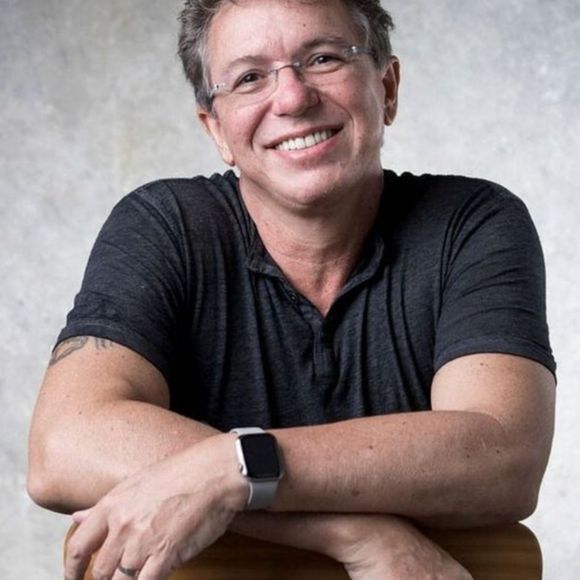 Boninho estaria em negociações para produzir reality no SBT