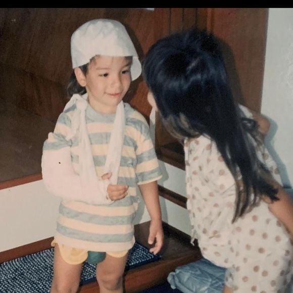 Quando uma criança assume responsabilidades de adulto, o impacto pode gerar ressentimentos difíceis de superar