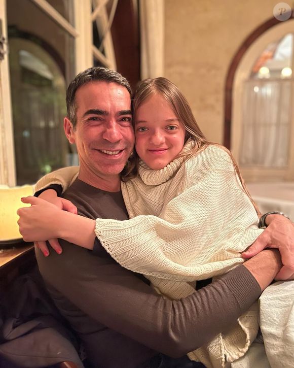 Mas Rafa Justus também não deixava de fora os momentos em família, como este com o padrasto César Tralli