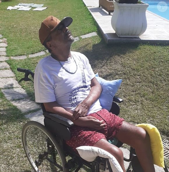 Arlindo Cruz sofreu um AVC em 2017 e, desde então, precisava de cuidados médicos. O cantor morreu em 8 de agosto de 2025.