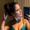 Filha de Zezé, Camilla Camargo exibe barriga sarada em foto de biquíni e web aponta segredo do corpo natural: 'Sem cirurgia'