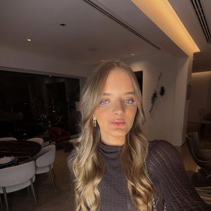 Rafaella Justus caprichou no look para ir a um aniversário de família na noite desta quarta-feira (29)