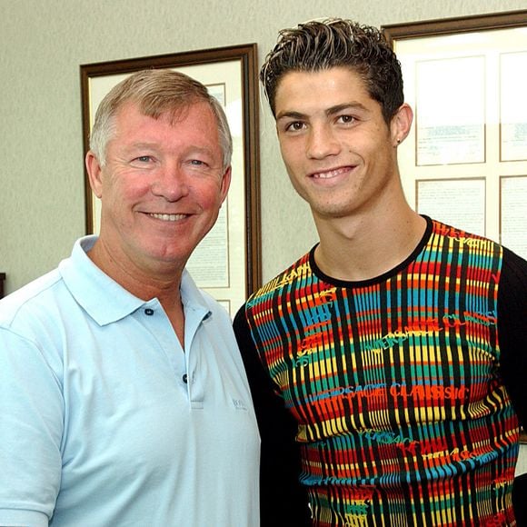 Cristiano Ronaldo começou sua carreira na elite em 2002, pelo Sporting