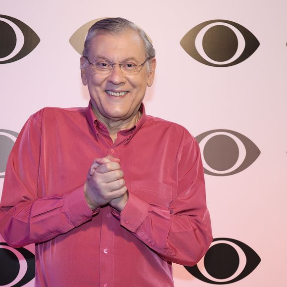 Milton Neves firmou um contrato com uma produtora de Roberto Justus e a Bandeirantes