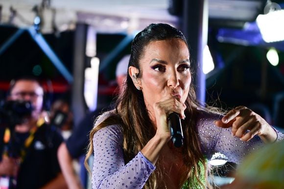 Ivete Sangalo e Tiago Maia fizeram nova aparição pública no Fortal 2026. O empresário acompanhou a cantora em cima do trio elétrico durante o show