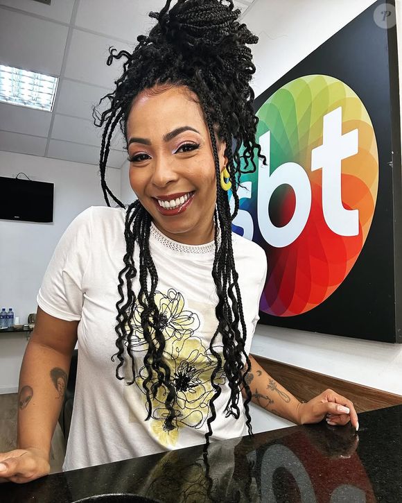 Juliana Oliveira x Otávio Mesquita: ex-produtora do SBT foi demitida da emissora em fevereiro de 2025