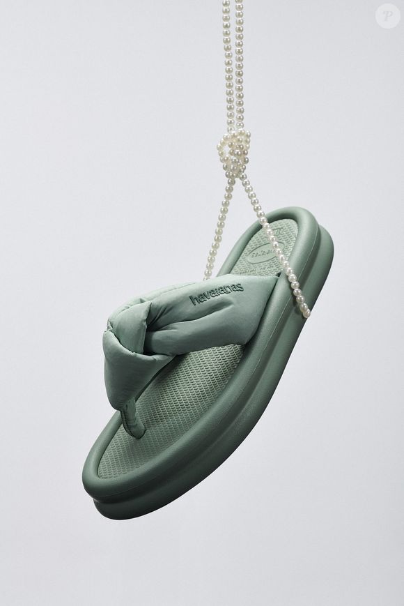 Havaianas de 'O Diabo Veste Prada 2' estão disponíveis em diferentes cores