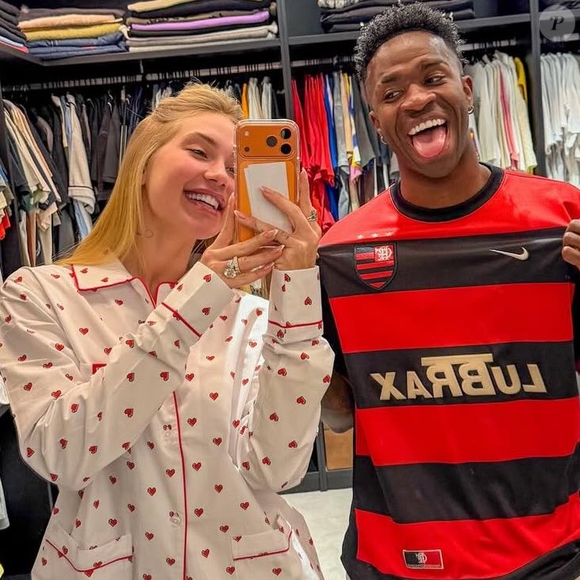 Em meio à crise de rumores, Vini Jr. publicou clique ao lado de Virginia Fonseca durante momento descontraído, mas logo apagou