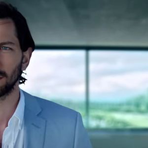 Michiel Huisman é conhecido por produções como "Orphan Black", "Game of Thrones" e "Nashville"
