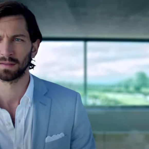 Michiel Huisman é conhecido por produções como "Orphan Black", "Game of Thrones" e "Nashville"