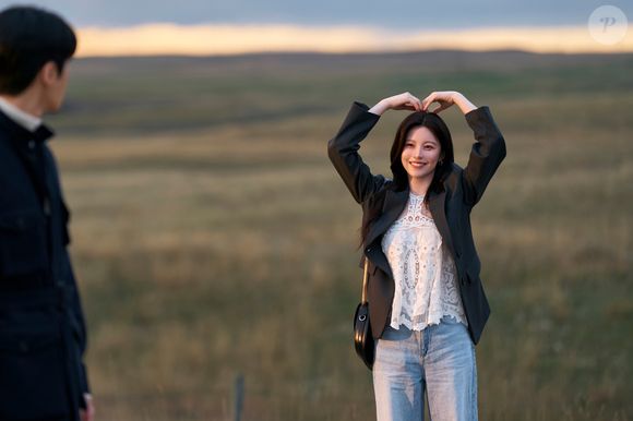 Em 'O Amor Pode Ser Traduzido?', tanto a beleza quanto o corpo definido de Go Youn-jung rouba a cena, mas a atriz tem seus segredos para manter a boa forma