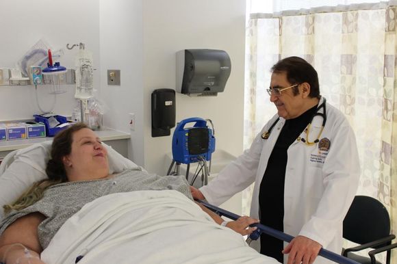 Emagrecimento de Lacey fez com que mulher pudesse realizar uma cirurgia bariátrica