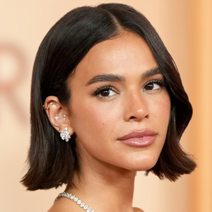 O segredo de Bruna Marquezine: como misturar um body splash baratinho com o seu hidratante para criar um 'cheiro de milionária' exclusivo