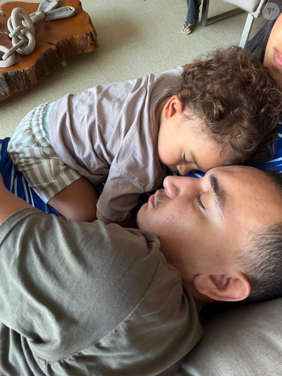 Para João Gomes, estar em casa com os filhos é mais do que um momento de descanso: é quando o cantor diz conseguir se reconectar consigo mesmo