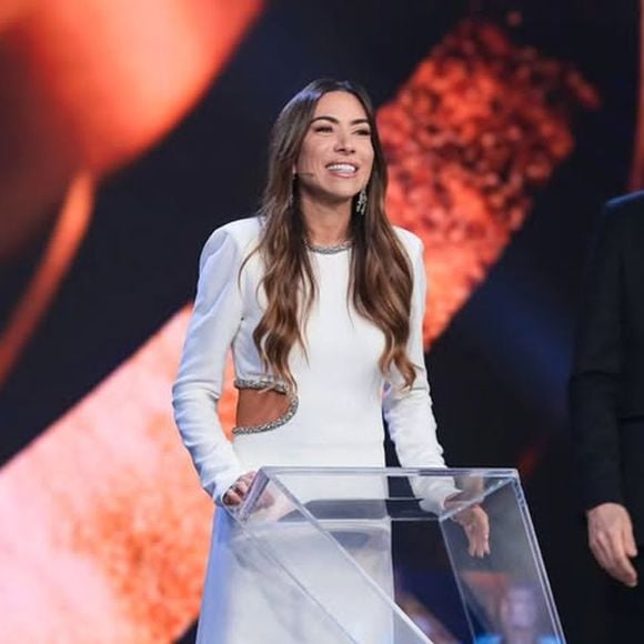 Patrícia Abravanel assumiu que preferia ver o pai no comando do Programa Silvio Santos