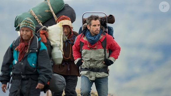Por fim, a terceira, a da sociedade, simbolizava nossa vida pública e nossa participação no mundo convencional; algo que ele considerava que deveria ocupar menos espaço do que as duas primeiras