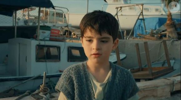 Filho de Karsu, Kuzey não aceita se separar de Ozan, que o criou por alguns anos como filho na novela 'Coração de Mãe', capítulo de 27 de fevereiro de 2026