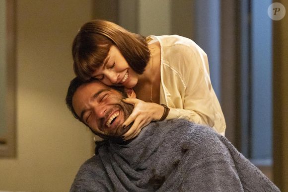 Humberto Carrão acha seu Afonso chato, o que resulta em uma falta de torcida do público e atrapalha o final feliz com Solange Duprat (Alice Wegmann)