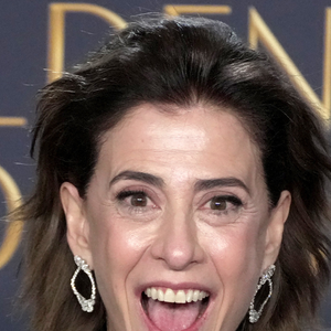 Fernanda Torres totalmente presenteada! Mimos do Globo de Ouro incluem lifting facial e viagem de luxo; valor chega a R$ 6 milhões
