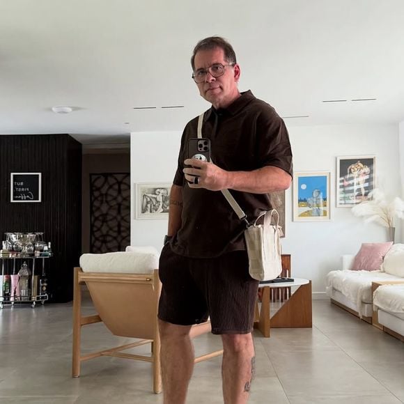 Este é um dos cliques mais recentes de Leandro Hassum, que está super satisfeito com seu corpo e saúde