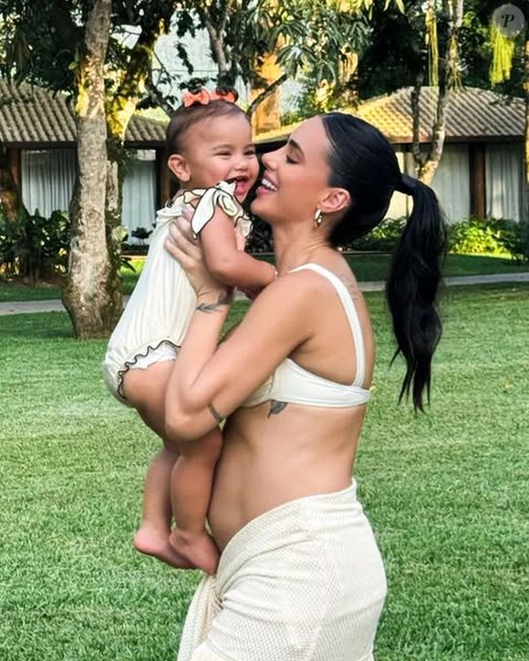 Bruna Biancardi e Neymar já são pais de Mavie, de 01 ano de idade.