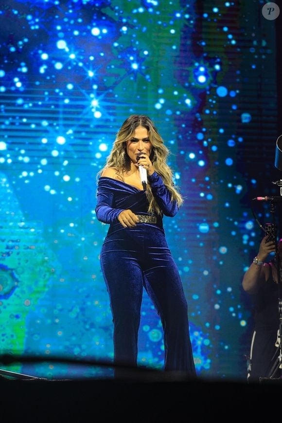 Simone Mendes também mudou seus looks por ter mais confiança no próprio corpo, já mais magro