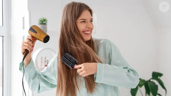 Quem tem cabelos muito finos deve lavar o cabelo com cuidado